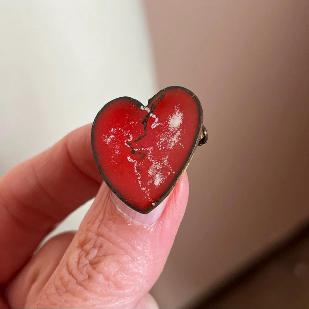 Vintage 1960 70 MCM modernist  Red Enamel Broken Heart copper Goth Brooch Pin